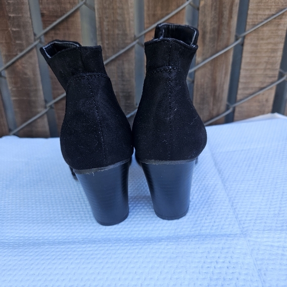 Charlotte Russe booties Women's Size 6 - Picture 7 of 16